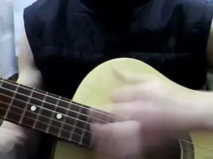 Слушать ветер гонит злые тучи лепестки срывая