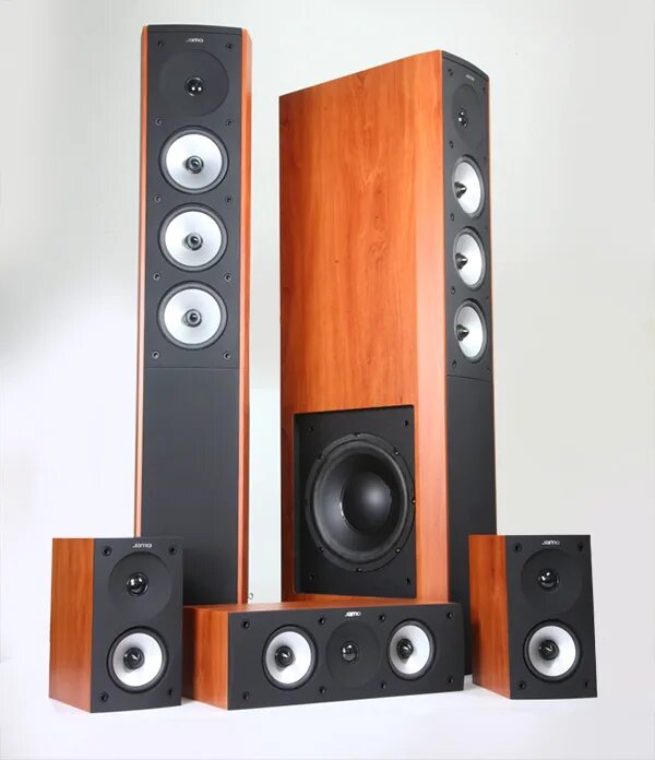 Benetton junior bb 504s r2. B&w 606 s2. Benetton junior bb 144 r4. B&w 606 s2. B&w dm602 s3.