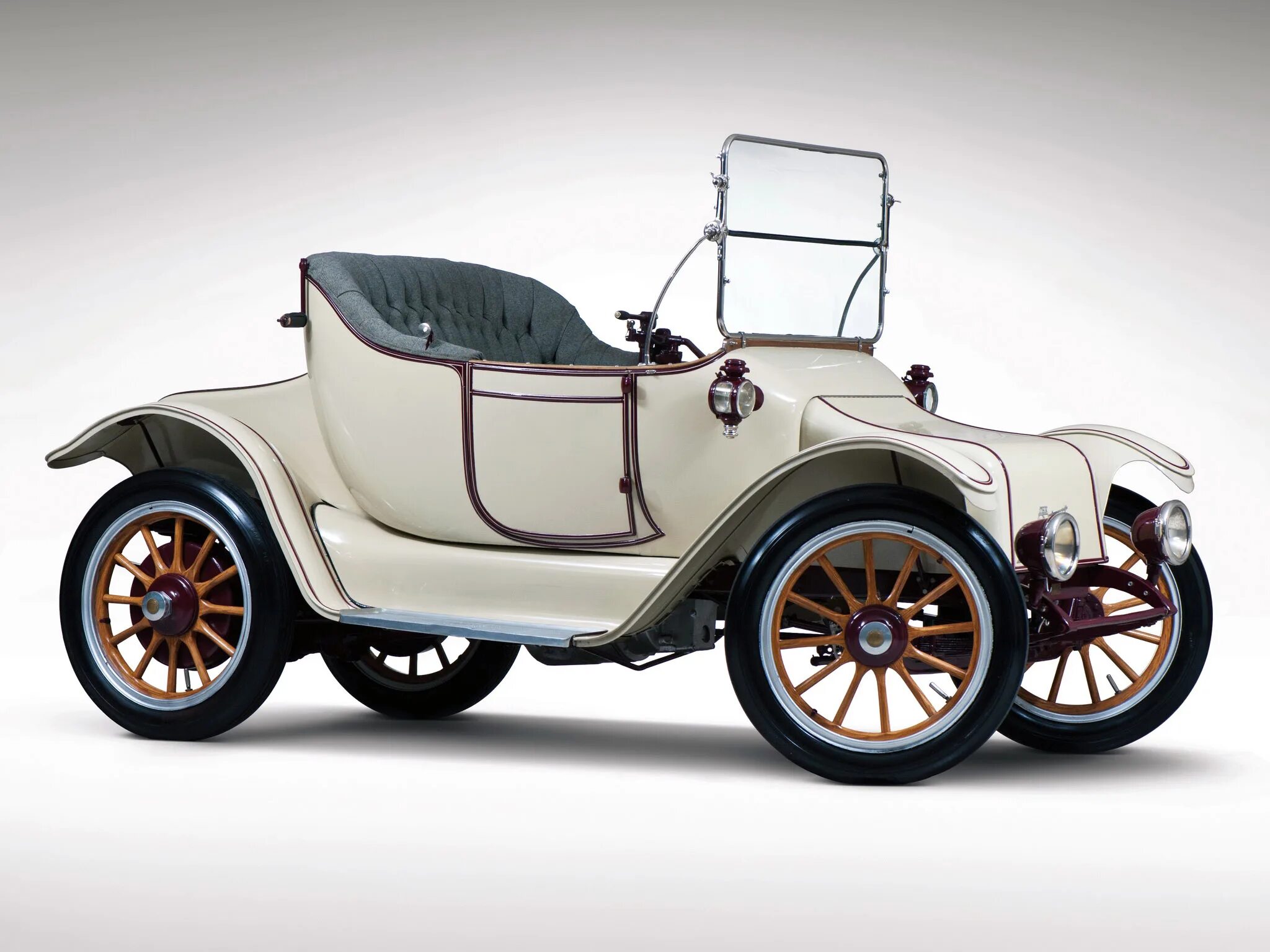 Стар электро. Электромобиль «Detroit Electric» 1915 года. Электромобиль компании «Detroit Electric», 1907 г. Тесла. Электромобиль 1923 Milburn Electric model 27l. Электроавтомобиль начала 20 века-.