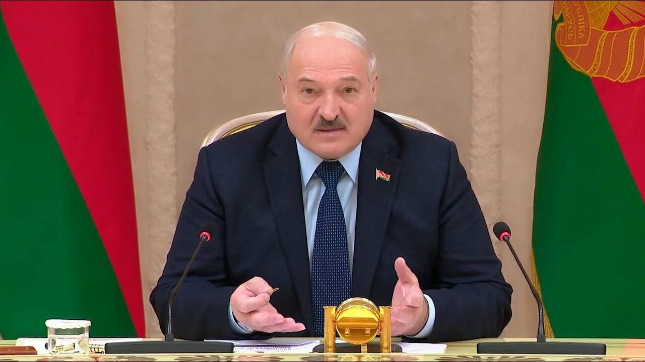 Дойдет до лукашенко. Белорусские войска 2025 лукашенко. лукашенко и дуда.