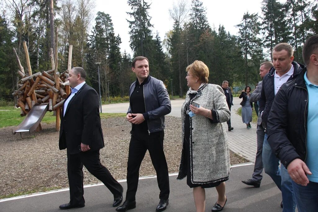 Погода в зеленоградском пушкинского района. Посёлок Зеленоградский Пушкинский. Пушкино Зеленоградский поселок. Глава поселка Зеленоградский Пушкинского. Поселок Зеленоградский Пушкинского района Московской области.