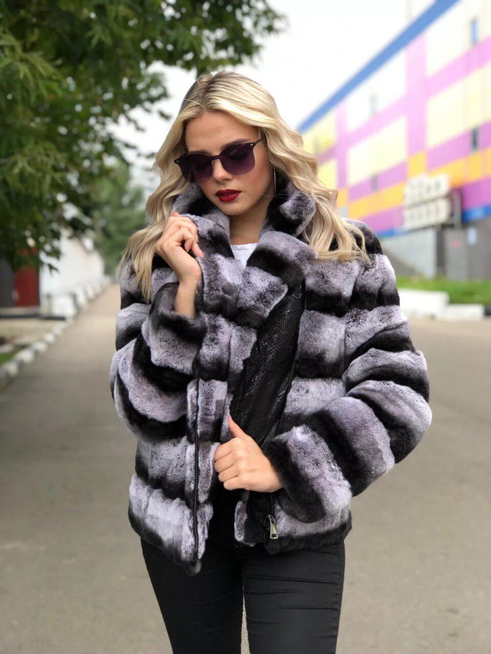 Шуба норковая автоледи 2023. Шуба норка автоледи сапфир. Шуба бобрик норка автоледи. Куртка автоледи. Короткая норковая шубка автоледи.
