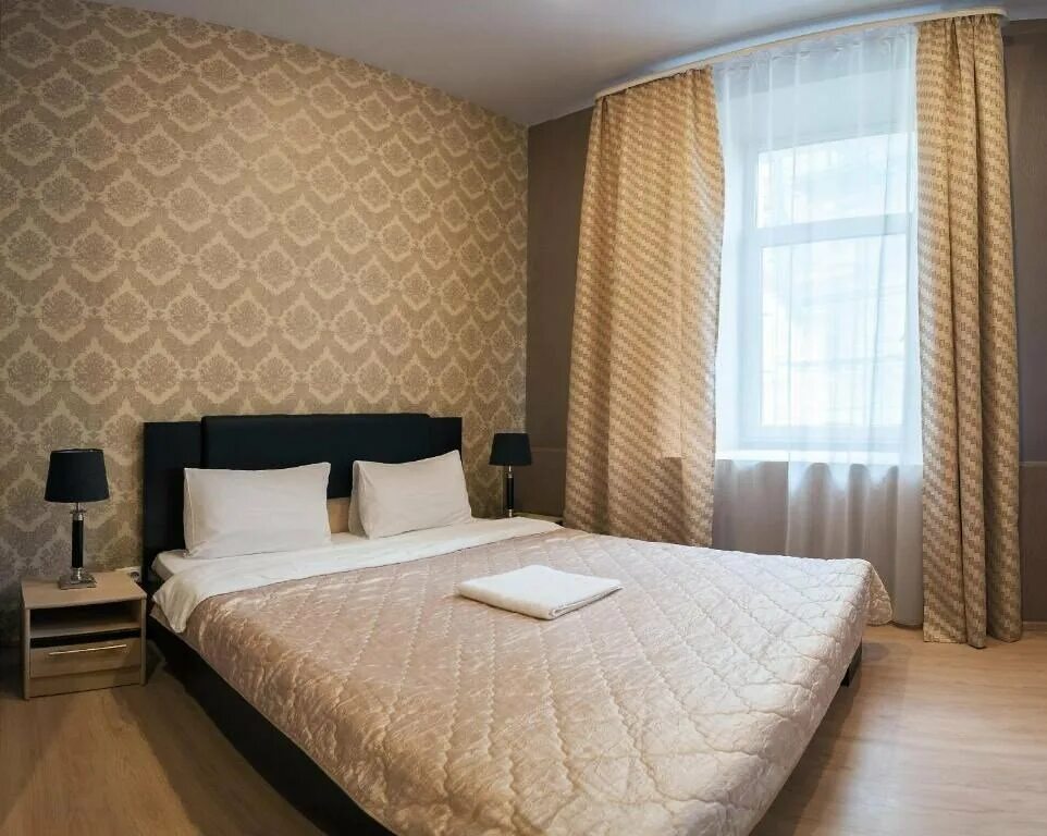 недорогие гостиницы в москве 2. эрмитаж моска гостиница. недорогие гостиницы в москве. отель пекин москва номера. комната в дешевой гостинице.