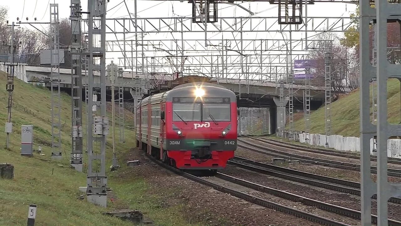 Барыбино варшавская электрички. Эд4м Павелецкое направление. Пригородные поезда эд4м. Электропоезд эд4м 0442. Эд4м Узуново.