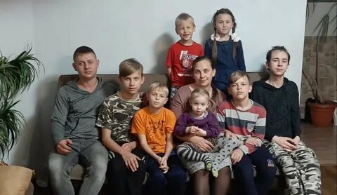 Семеро по лавкам