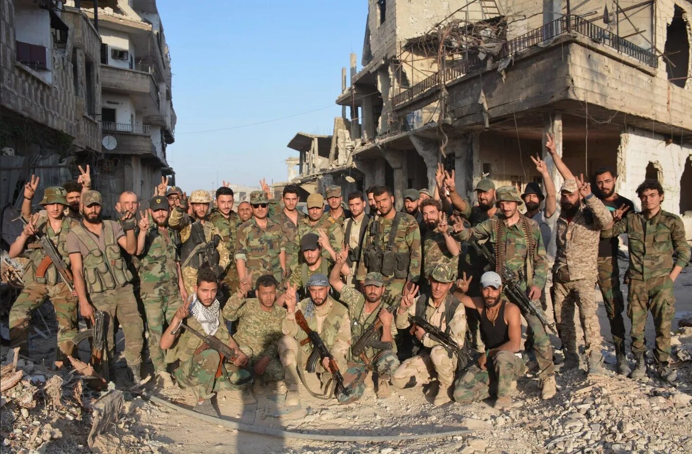 Боевые действия в сирии сегодня. Армия Сирии. Сирийские солдаты. Армии ближнего Востока.