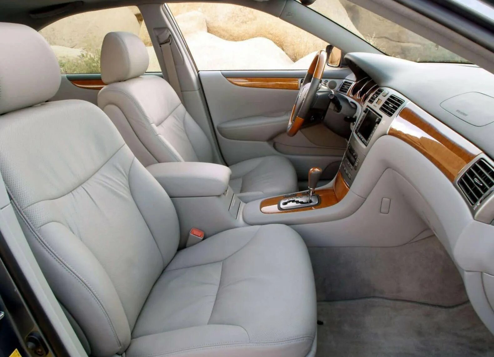 Lexus es 330. Lexus es 330 2005. lexus es 300 салон. лексус ес 330 2005. lexus es 2005 салон.