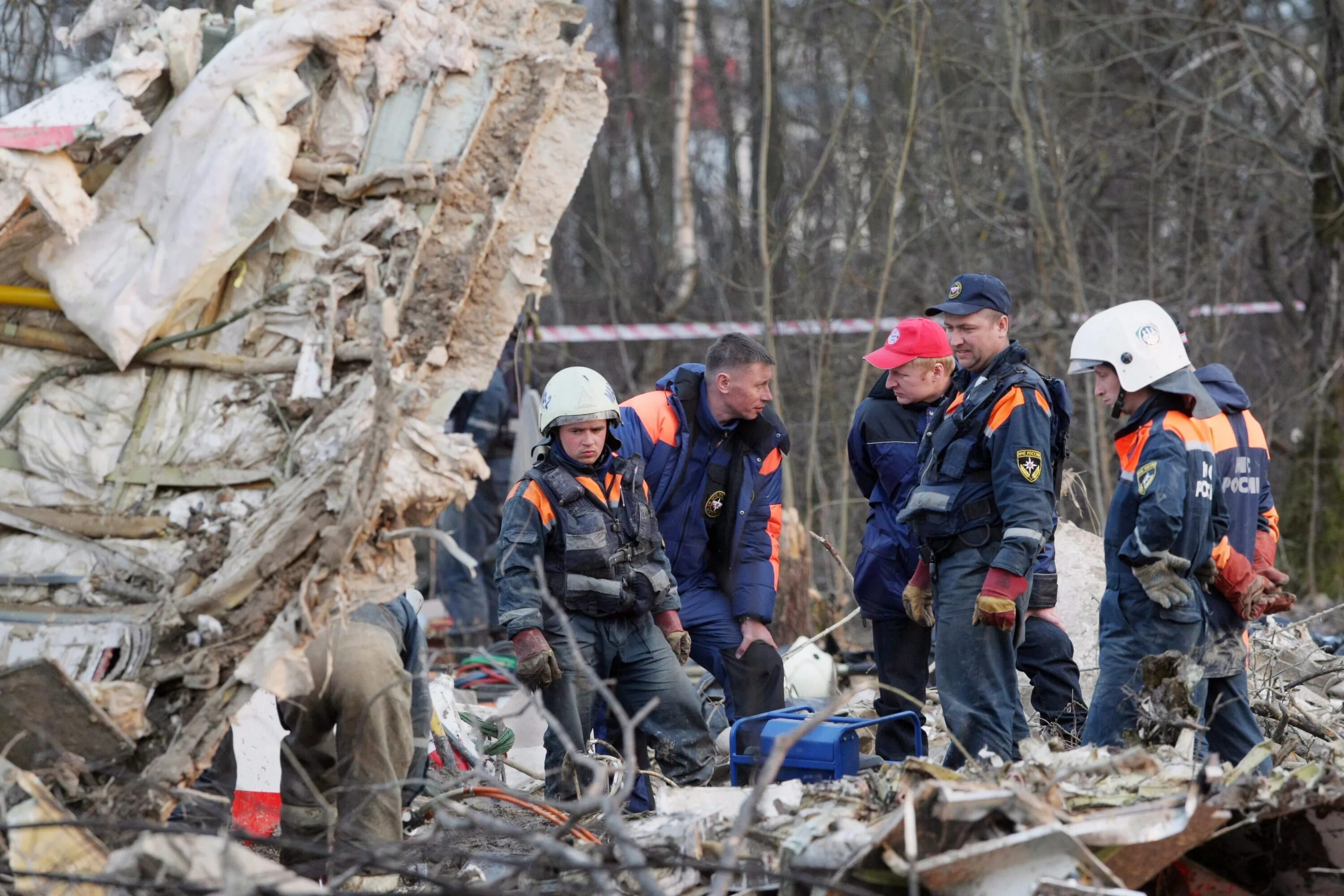 Катастрофа ту-154 в Смоленске 2010. Катастрофа польского ту-154 под Смоленском. Катастрофа ту-154 в Смоленске. Авиакатастрофа 2010