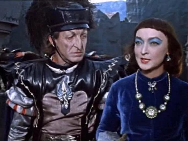 Лидия вертинская королевство кривых зеркал. Актрисы из королевства кривых. Лидия вертинская. Лидия вертинская актриса. Лидия вертинская королевство кривых зеркал.