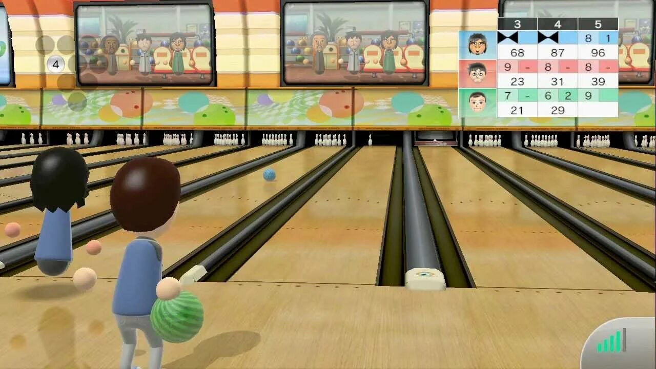 Эта игра напоминает боулинг. Wii боулинг. wii sports bowling. wii sports bowling character. wii боулинг 100 кегль.