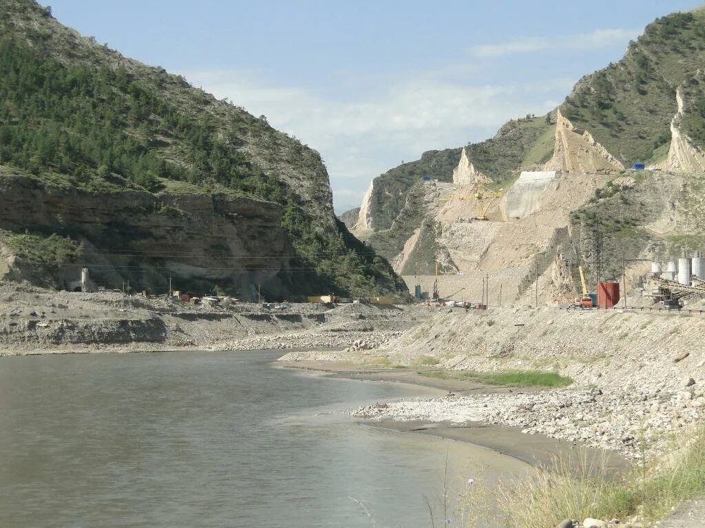 Гоцатлинская гэс. Сафари чалда село дагестана. Чалда дагестан гостевой дом. Чалда дагестан. Село чалда в дагестане.