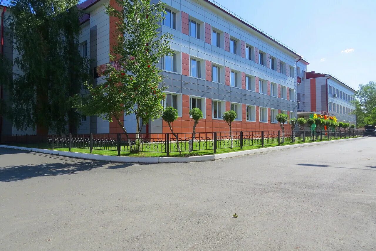 Школа 67 корпус 2 тюмень лесобаза. Школа 67 тюмень. Маоу сош no 67 ул домостроителей 2а. Маоу сош № 67 ул. Маоу сош no 67 ул домостроителей 2а.