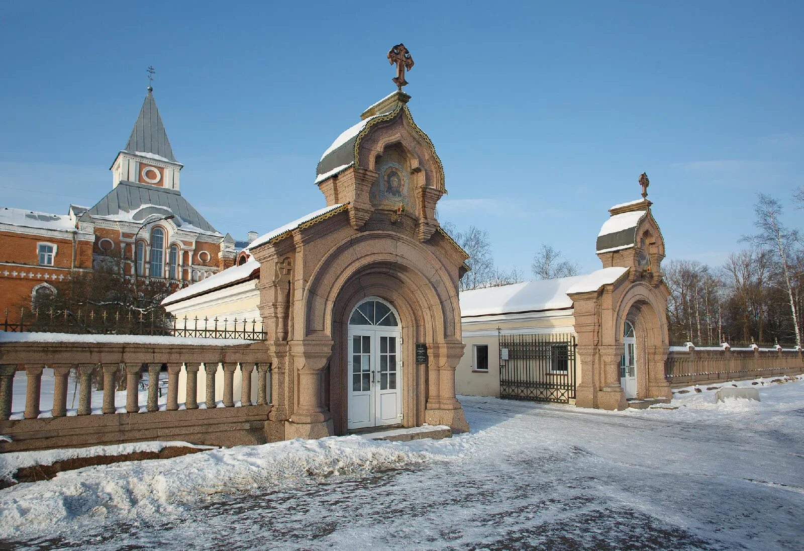 Свято сергиева приморская мужская пустынь. Троице-сергиева пустынь в стрельне. стрельна приморская пустынь. сергиева приморская пустынь спб.