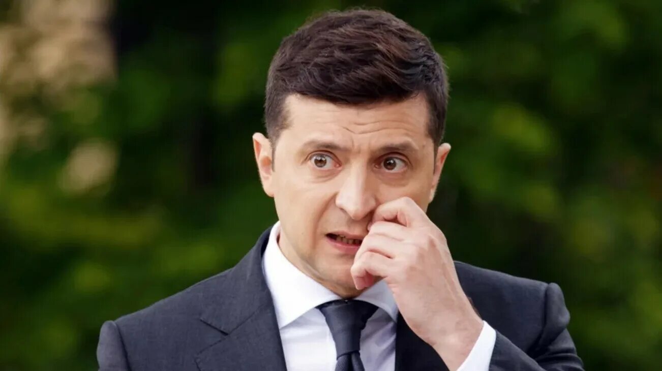 Зеленский в очках фото Плакат с зеленским