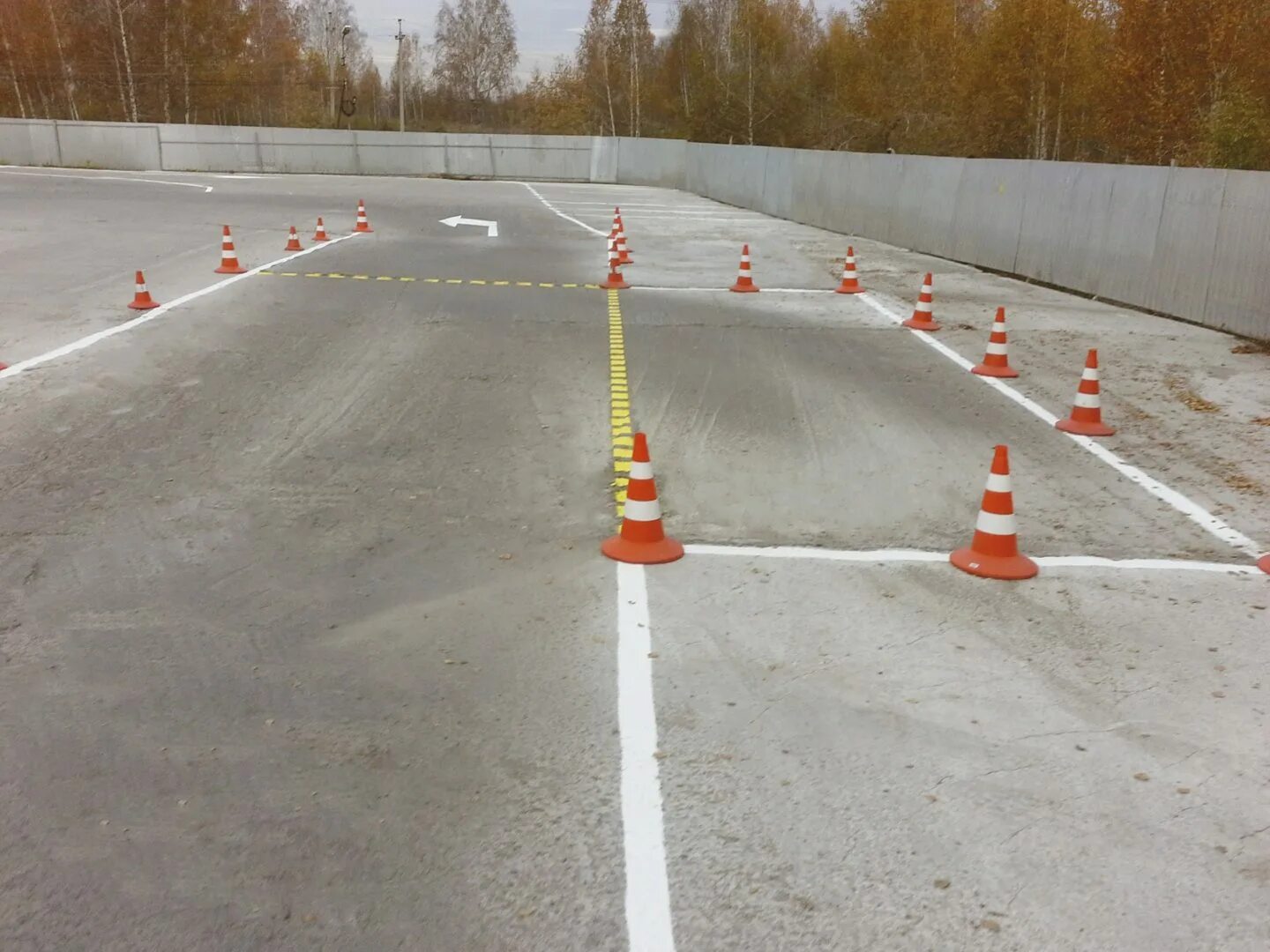 Автодром усть кут. Автошкола вираж ростов на дону. автошкола вираж новочебоксарск. автошкола вираж автодром. шолохова 270/1 автодром вираж.