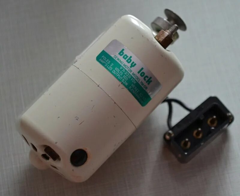 электродвигатель siemens 1ft6. электропривод для бытовых швейных машин fdm 90w. Jiangkou j5410f423-mdp. электродвигатель 230 вольт. двигатель бытовой машины.