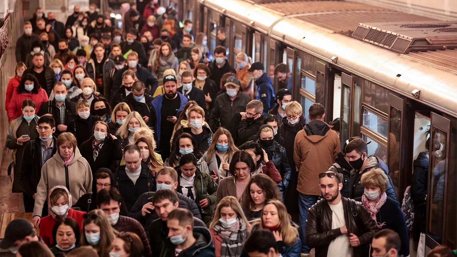 Население москвы выросло. Жители Москвы. Население Москвы. Население Москвы 2022. Популяция Москвы.