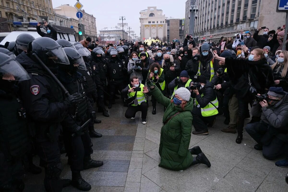 Митинги в России 2021 Навальный. Митинг Навального 2021 в Москве. Митинг Навального 23 января 2021 Москва. Политический протест. Митинги в россии за навального