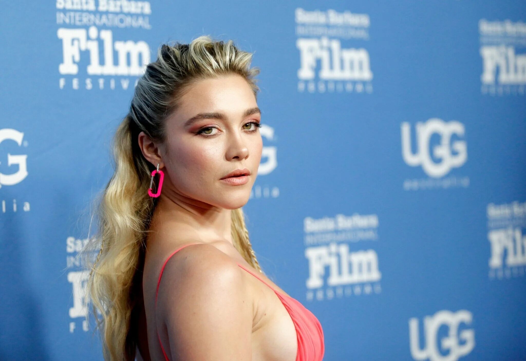 Флоренс пью. Florence Pugh горячие. Флоренс пью горячие. Флоренс пью Флоренс пью. Кейт дипфейк