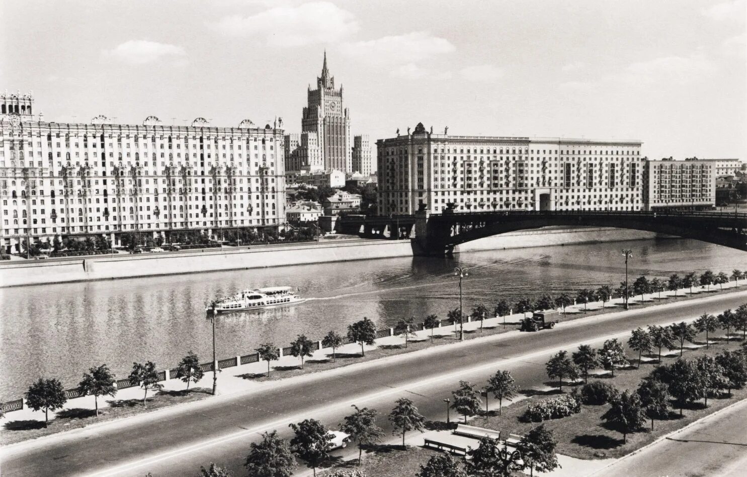 Москва 1968 год. Киев крещатик 1984. Гостиница москва 1960. Москва ссср улица горького 1950-е. Москва 1952.
