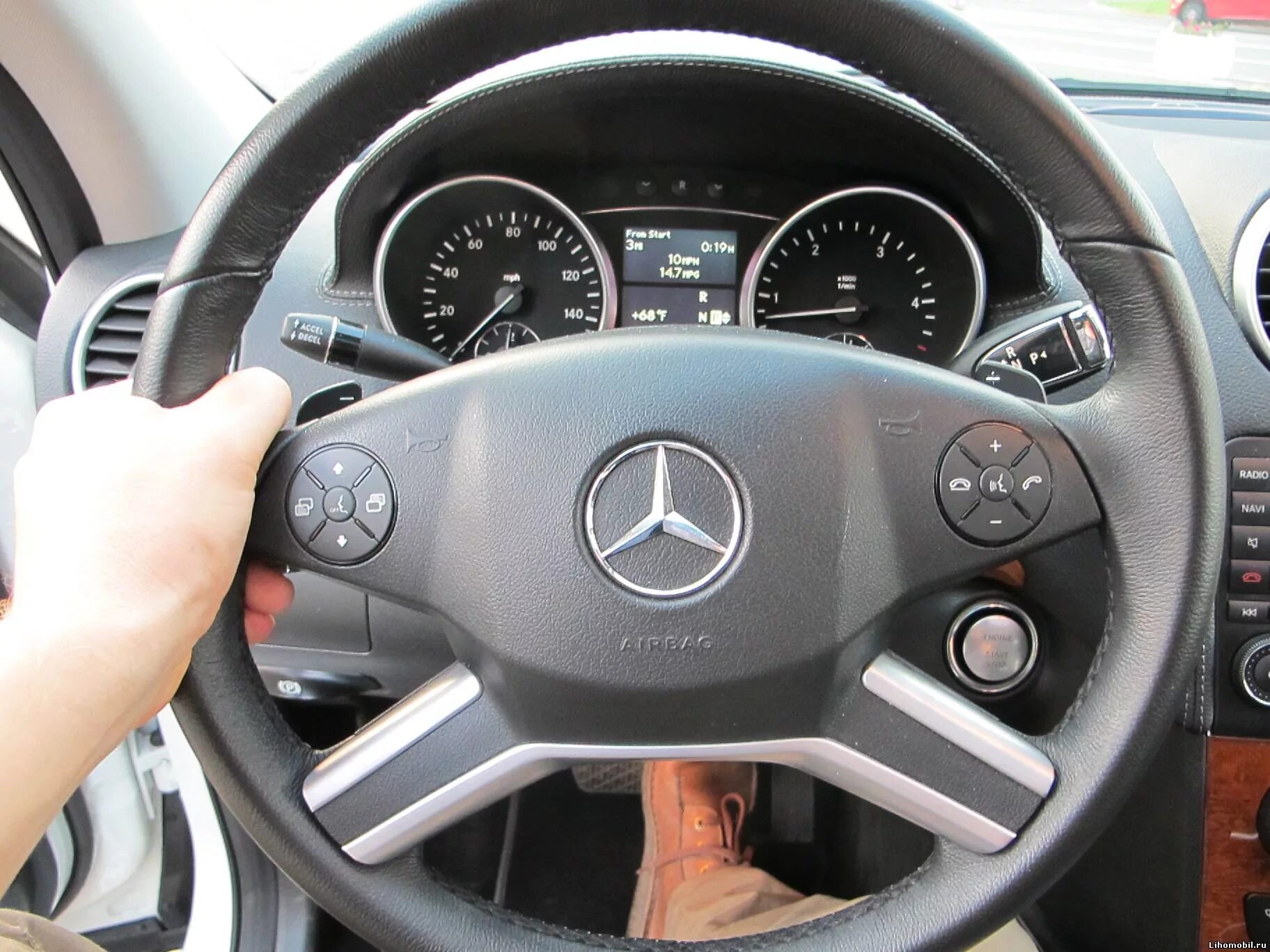Руль с подогревом мерседес w212. Тугой руль мерседес. Руль мерседес 164. Старые гур. Тугой руль мерседес.
