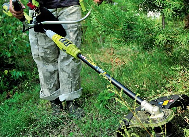 Триммер для покоса травы бензиновый husqvarna. Триммер для кошения травы16100022. Инструкция покосу травы. Скос травы триммером. Покос травы.