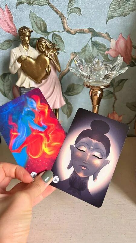 Карты таро трансформация фото. Таро превращений. Мак трансформация таро. Таро колесо года антонелла платано. Расклад мак ресурс рода.