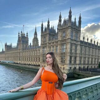 VALERIA: the most sexy escort girl who will give you escort service on the ...