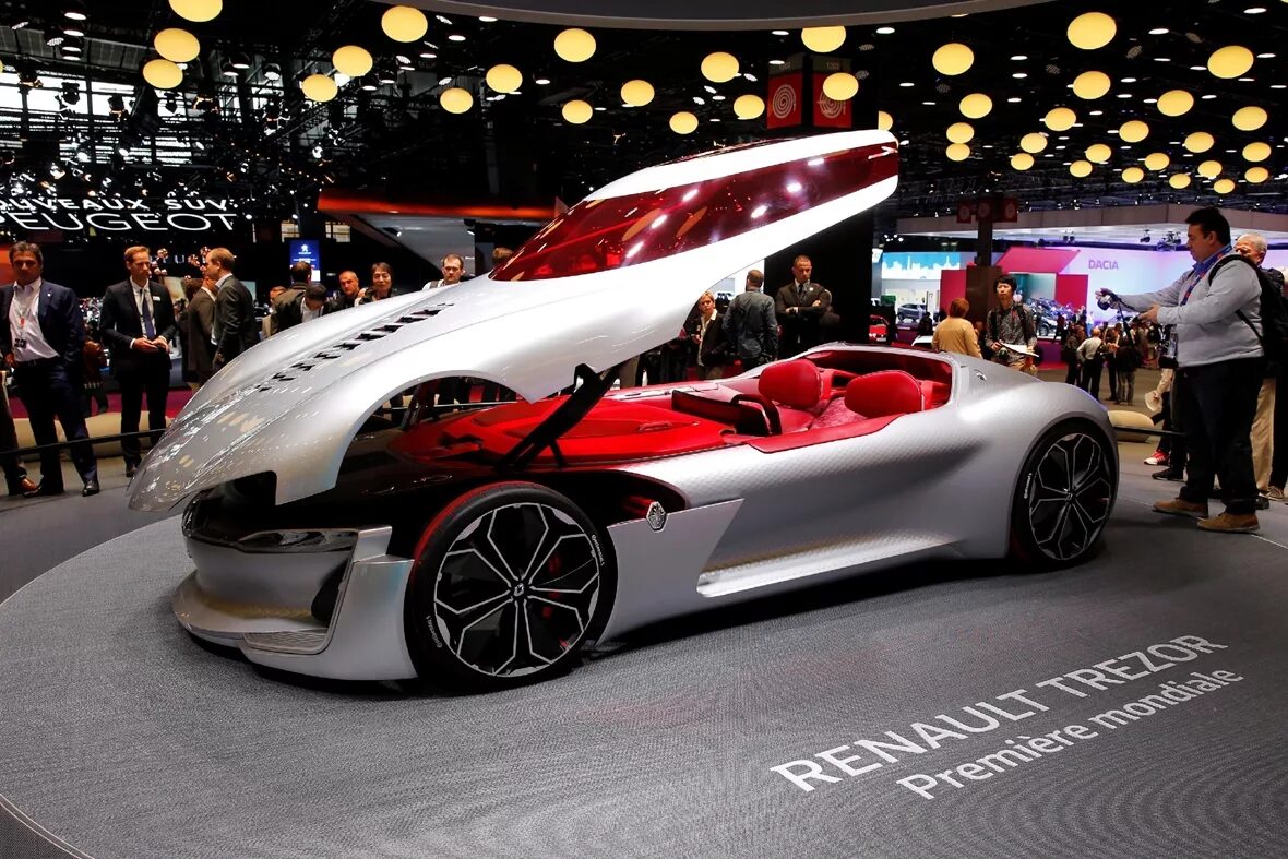 Самый самый ру. Renault Trezor 2020. Renault Trezor Concept 2020. Самые крутые Тачки 2021 года. Самые крутые машины 2021 г.