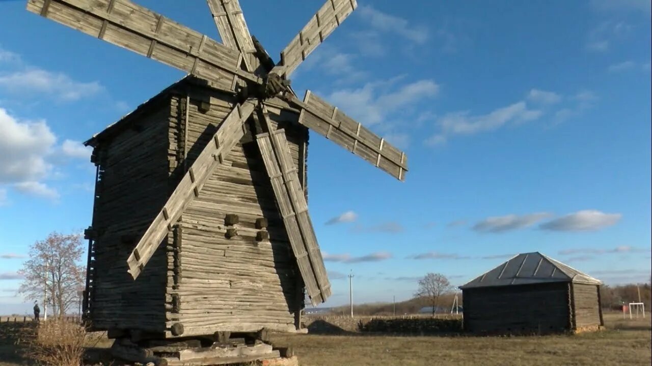 Старая мельница старый оскол. Мельница Яковлево Белгородская область. Мельница Баркова Белгородская. Старая ветряная мельница Алексеевский район Белгородская. Баркова мельница Волоконовский.