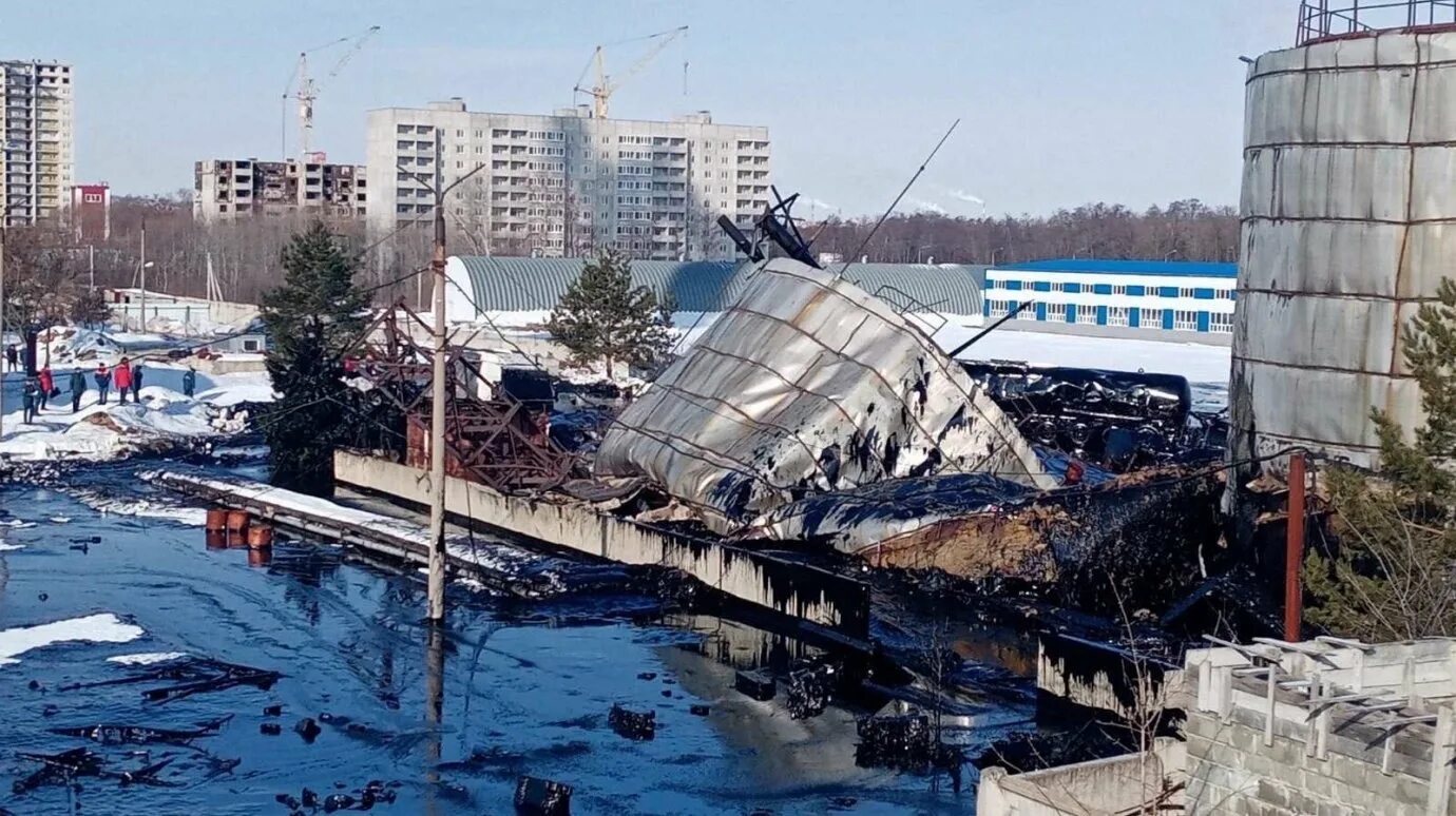 Взрыв резервуара с битумом в Пензе. Взрыв на предприятии. Разрушение резервуара. Недавние экологические катастрофы 2023