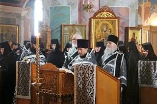 Первый час службы