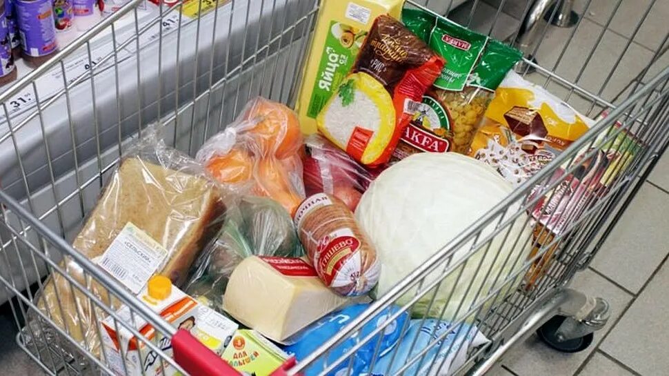 Продуктовая корзина москва. Продуктовая корзина. Корзина продуктов. Потребительская корзина. Продукты потребительской корзины.