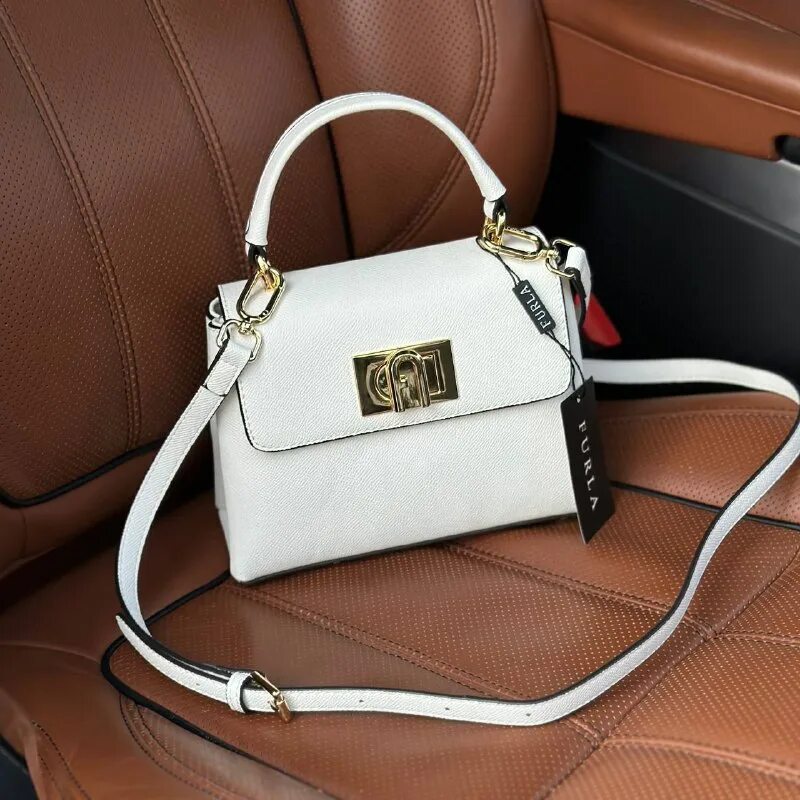 сумки guess садовод. садовод сумки женские брендовые. сумки известных брендов. люксовые сумки садовод. сумки люкс садовод.