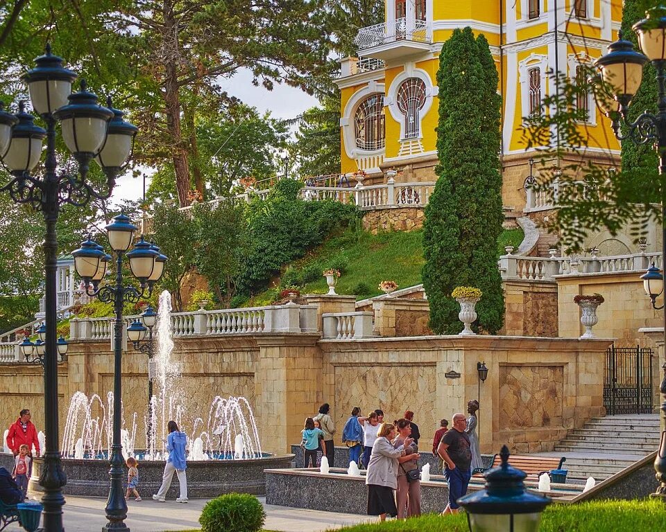 Курортный бульвар кисловодск ссср. Кисловодск для туристов. Кисловодск для туристов. Курортный бульвар кисловодска кисловодск. Курортный город кисловодск.