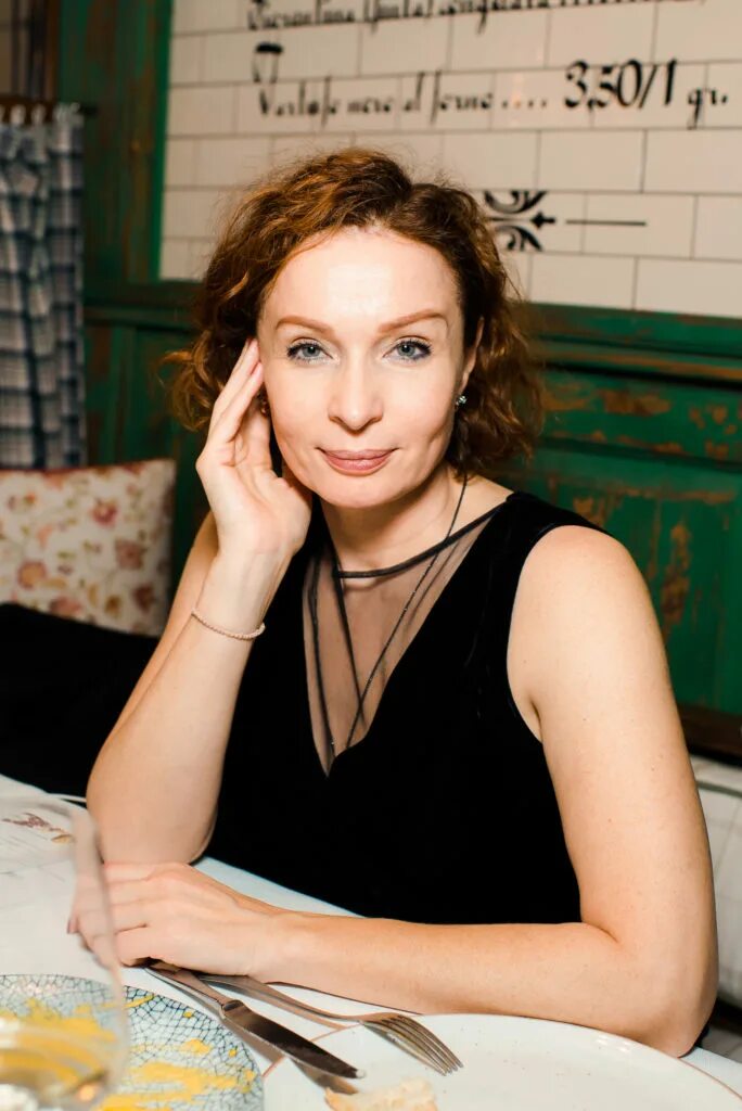 Евгения попова фото Как сейчас живет Анастасия Чуркина, первая жена журналиста Евгения Попова YouT