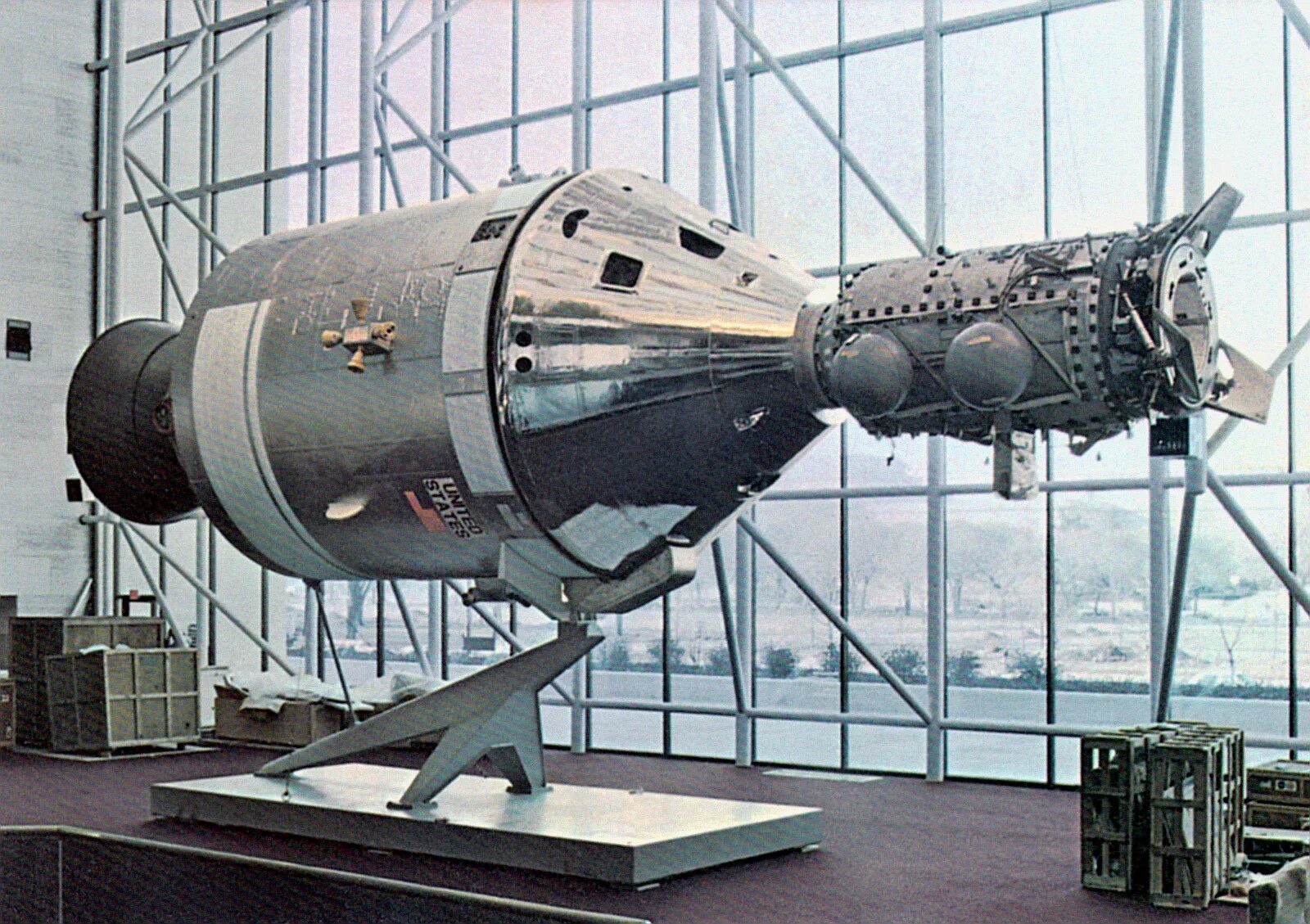 Как назывались советские космические корабли. Аполлон ЭПАС. Корабль Союз Аполлон. Состыковка космических кораблей Союз Аполлон. Проект Союз Аполлон.