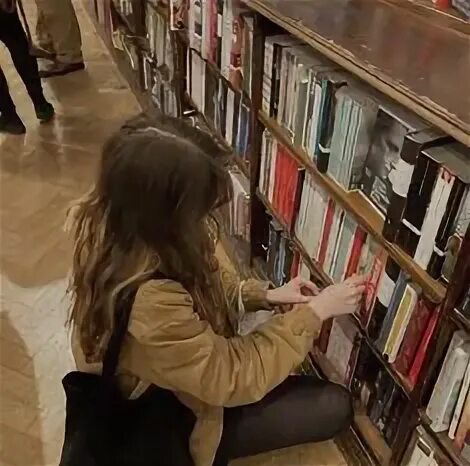 Academia books. Academia books