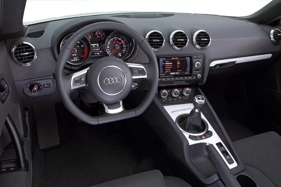 Audi TT 8j Interior. Торпеда Ауди ТТ 8j. Ауди ТТ 8j салон. Ауди ТТ 2006 салон. Торпедо ауди