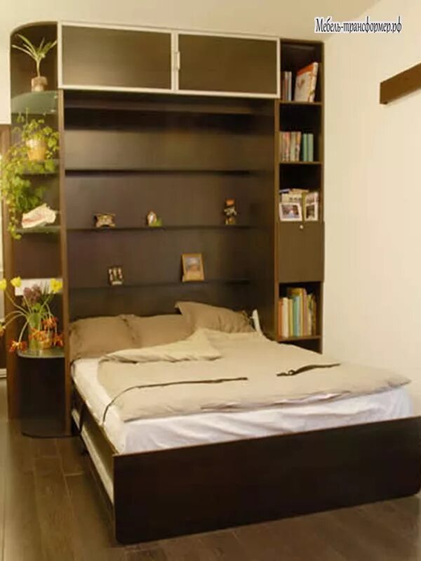 Кровать со встроенными шкафами. Встроенная кровать. Шкаф со встроенной кроватью. Кровать со встроенным шкафом.