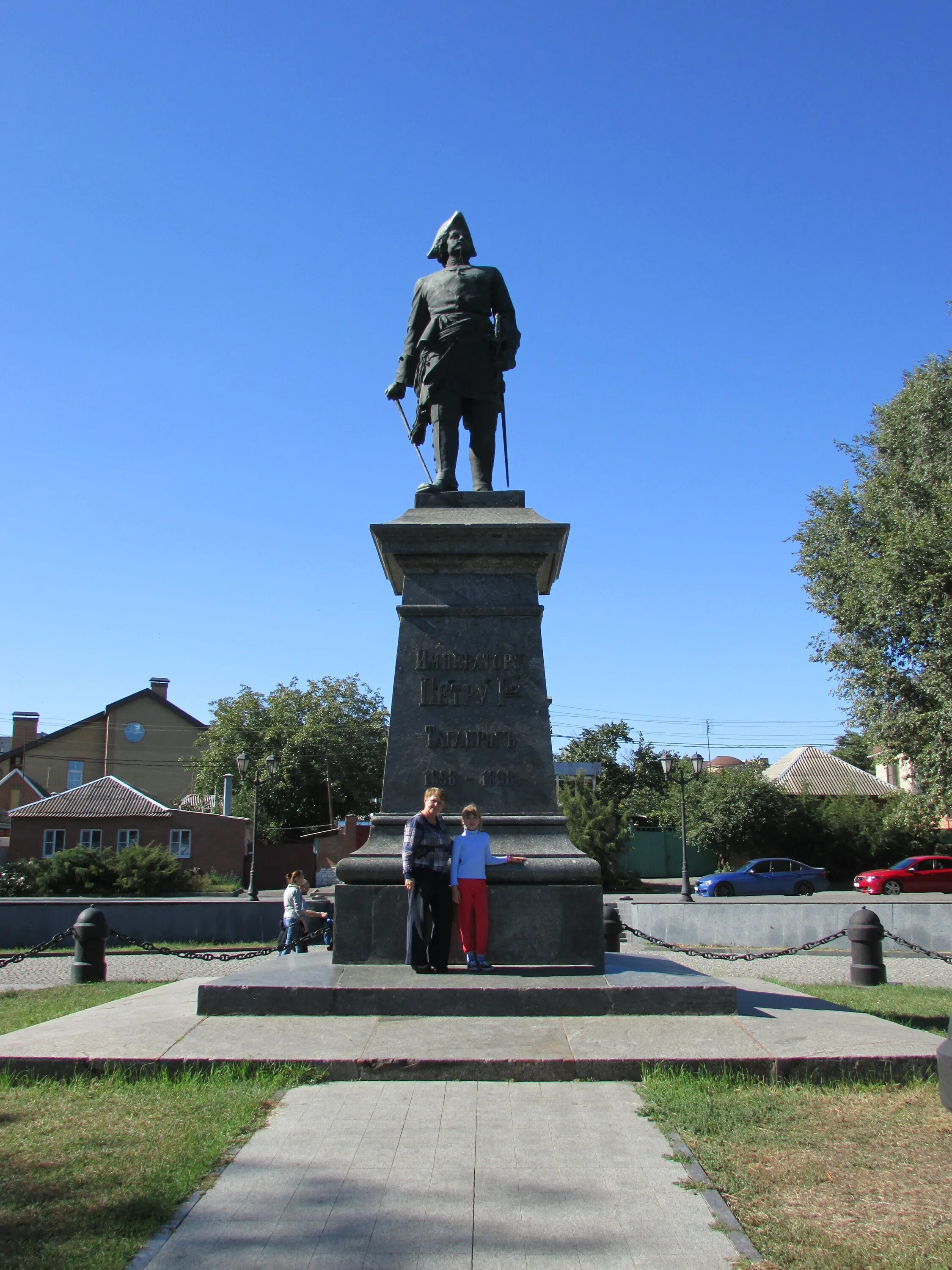 Памятник g`nh 1 в таганроге. Памятник петру первому в таганроге на приморском бульваре. Первый таганрог. Памятник петру 1 в таганроге. Памятник петру i (таганрог).