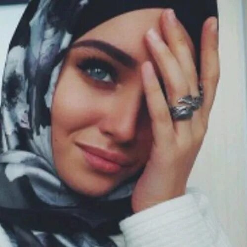 Pin on HALAL COUPLE