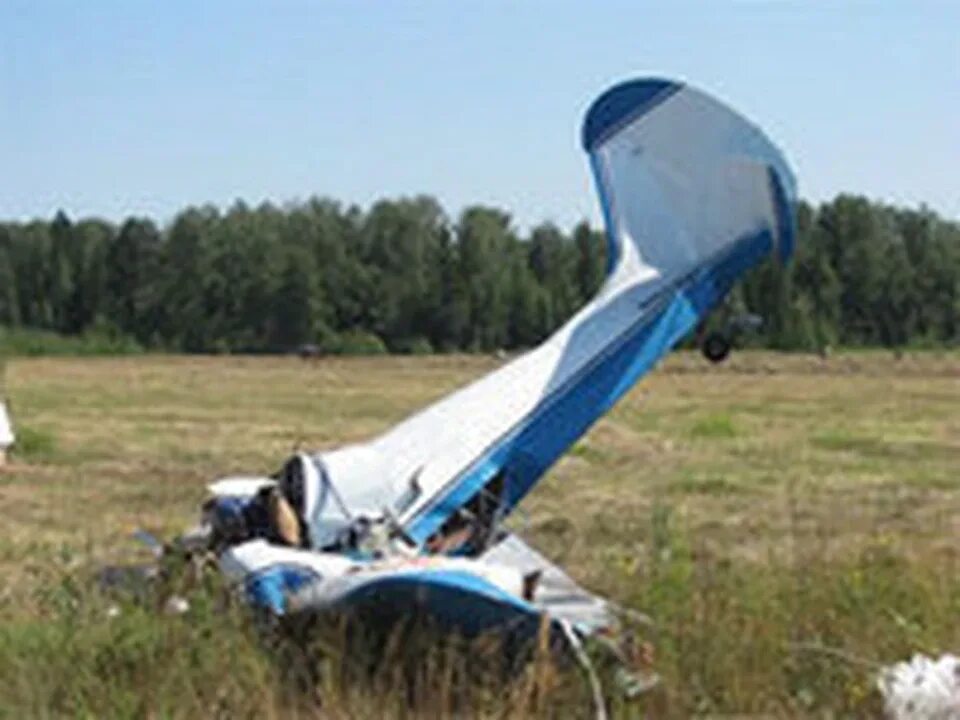 Л-19 самолет. Ан 28 томск. Самолет в семязино. Ан-28 турбовинтовые самолёты. Як-52 фото.