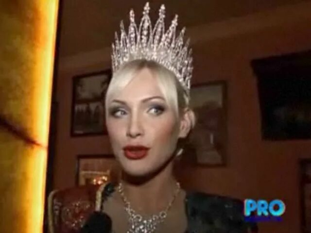 Мисс россия 2011 алиса крылова фото Как запикапить королеву красоты YouTube
