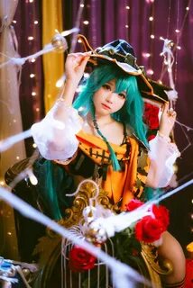 Cosplay waifu