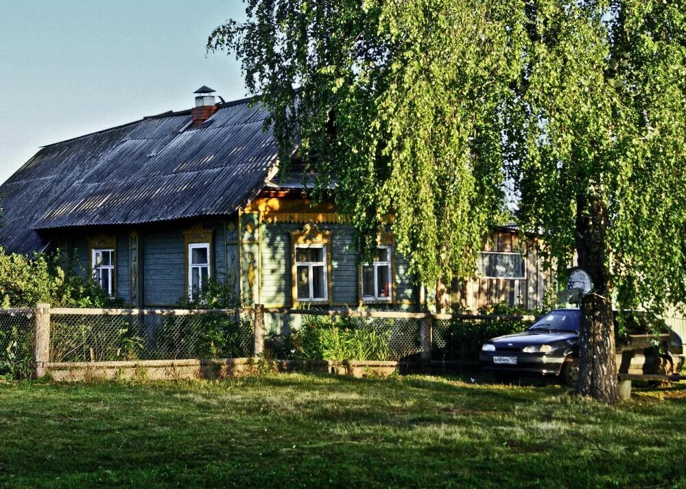 Современная Российская деревня. Красивые деревни Подмосковья. Родной дом в деревне. Современная белорусская деревня.