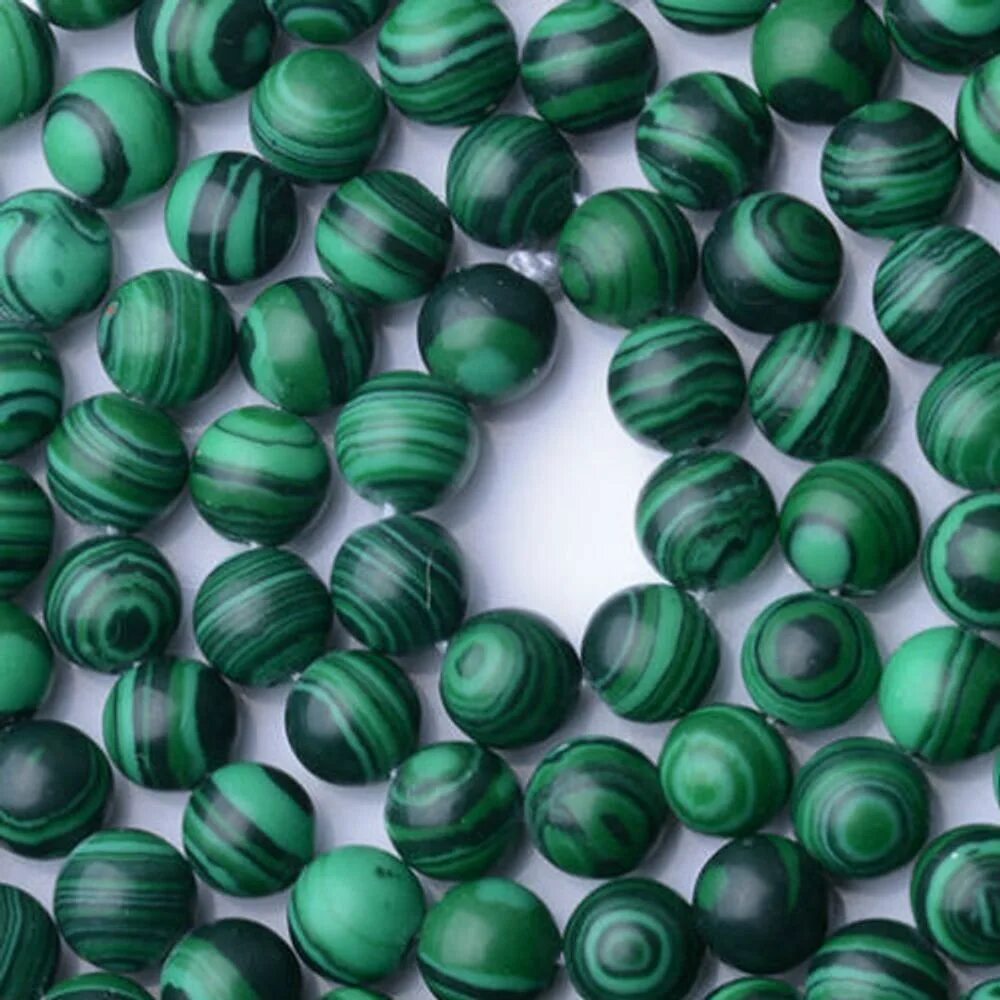 Малахит бусины. Матированные бусины из стекла. Бусы белый нефрит. Акриловые жемчужные бусины. Бусины из персикового камен.