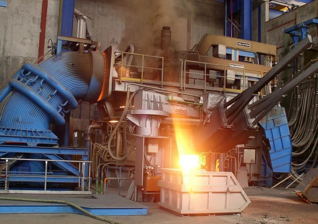 Плавильная печь стекольный завод 20 в. Кладка печей и каминов. Печи о компании прометалл. Сталеплавильная печь дсп 6н2. Производство печных работ.