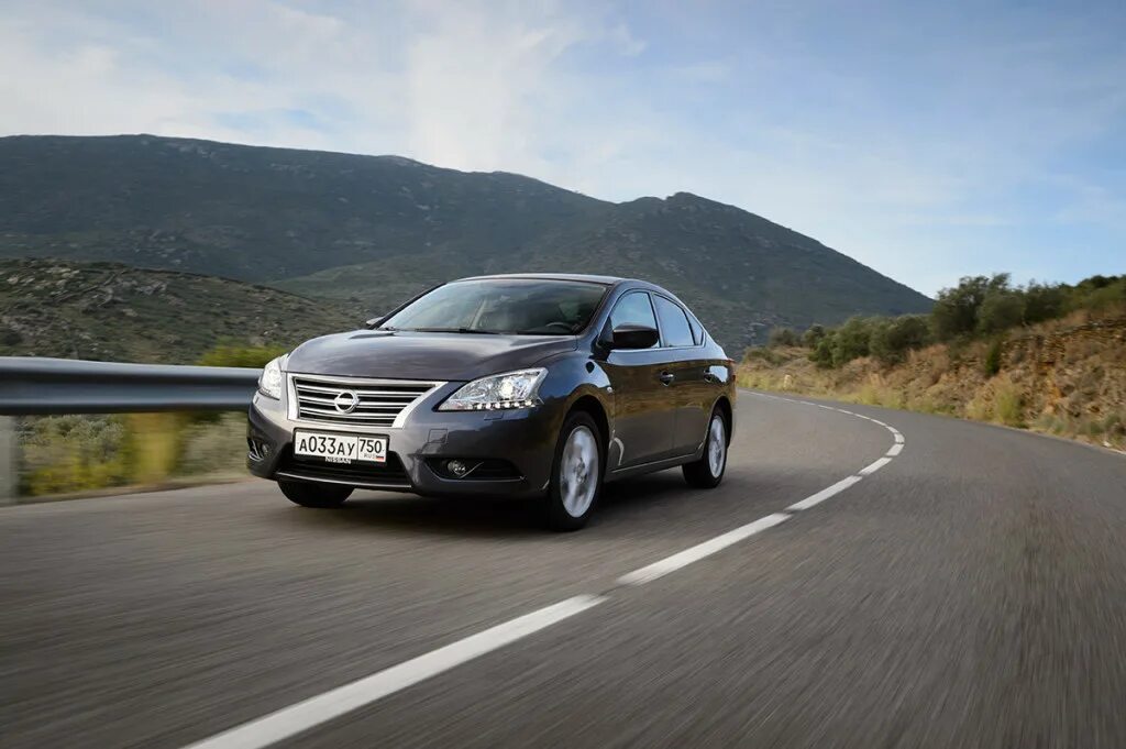 Тест драйв ниссана. Ниссан Сентра 2015. Ниссан Сентра 2014. Nissan Sentra 2015. Ниссан Сентра Модельный ряд.