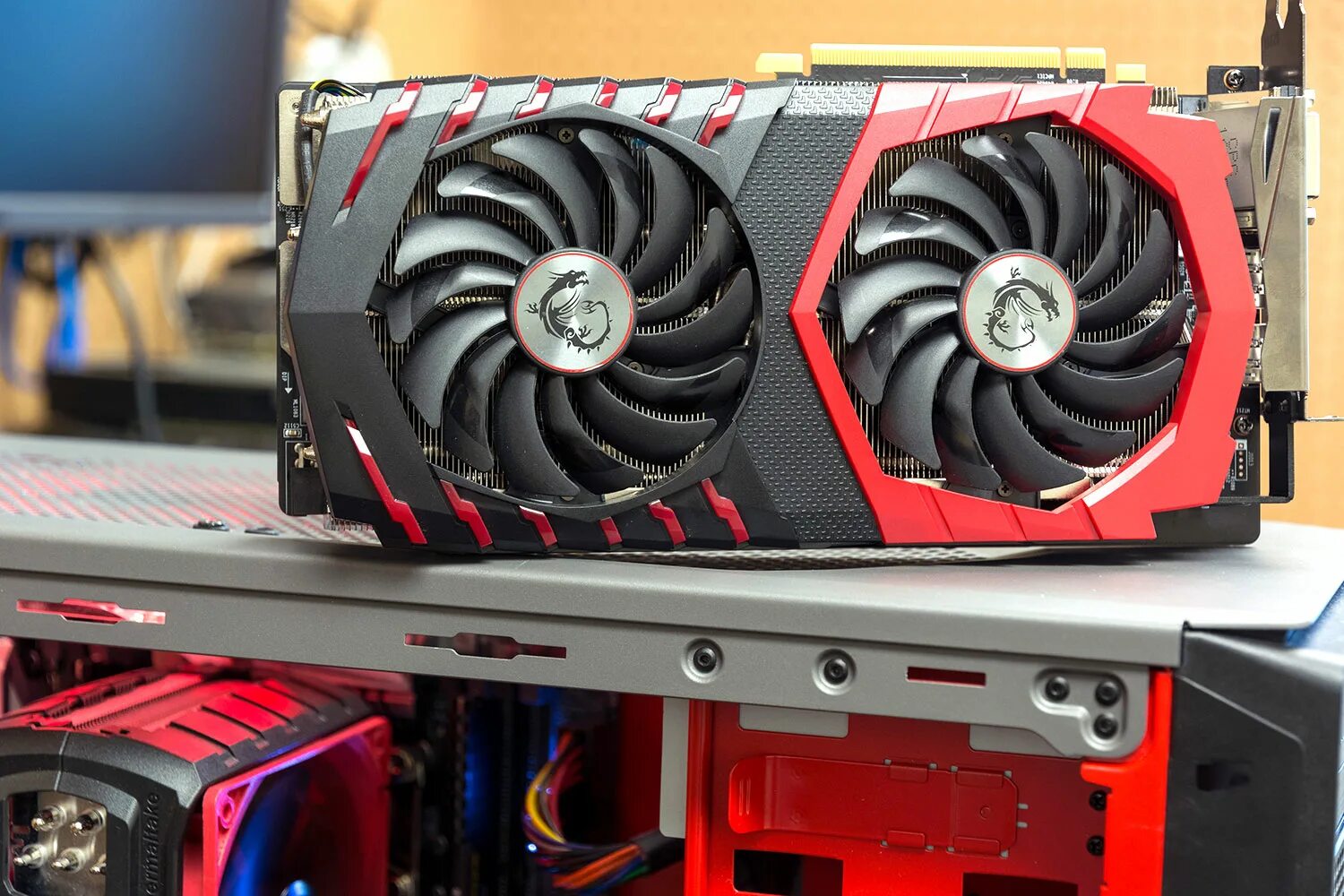 Rx 580 gaming 8g. MSI AMD RX 580 8 GB. MSI Radeon RX 590. Видеокарта AMD rx580 8gb. AMD Radeon RX 580 8gb XT.